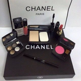 Set chanel 9 món