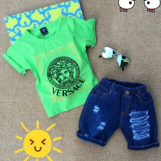 A24332 - bộ bé trai áo thun versace phối quần jean cào ráchsize 1-8