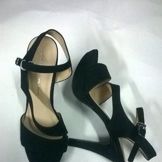 Sandal cao got