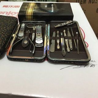 Bọ cụng cụ cắt tỉa móng 12 món