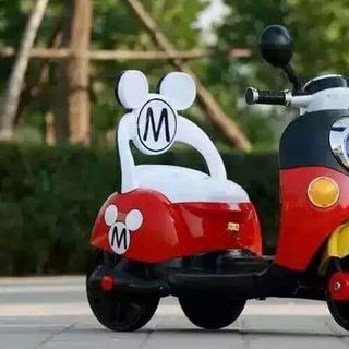 Xe điện vespa