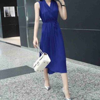 Đầm dạo phố đắp chéo cổ v 1818
