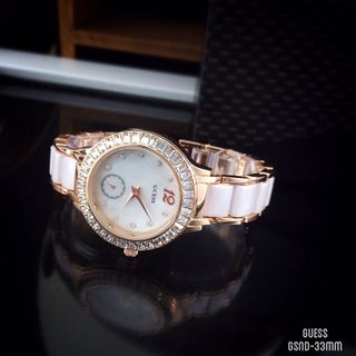 Dong ho day da gia ca sau mat hublot nhieu mau giá sỉ