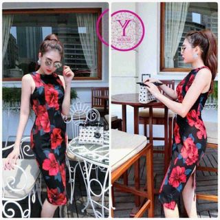 Đầm hoa sát nách