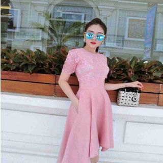 Đầm xoè phối ren