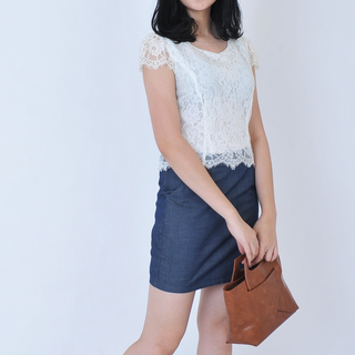 Đầm ren phối denim