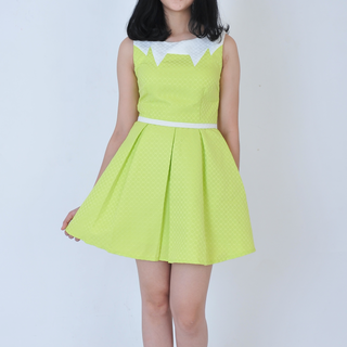 Đầm gân viền eo