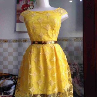 Đầm xoè ren cực re