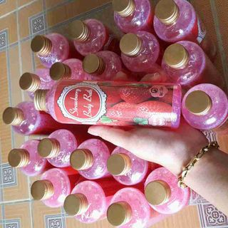 Sữa tắm kích trắng dâu