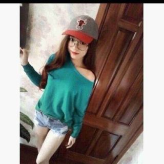 Ao trễ vai