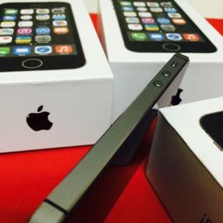Apple iphone 5s grey 32gb full box