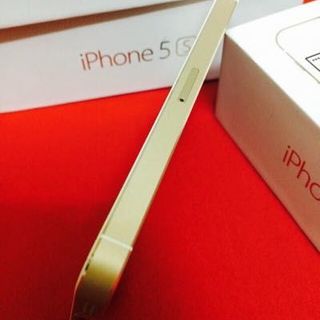Apple iphone 5s gold 64gb full box