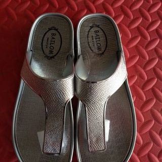 Dép đẹp