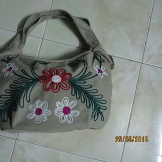 Túi tai thỏ nhỏ