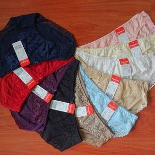 Quần triumph cotton ren