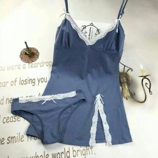 Váy ngủ cotton xẻ