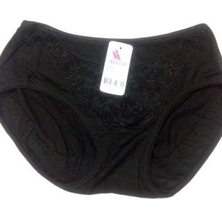 Quần bà già phối ren chữ v