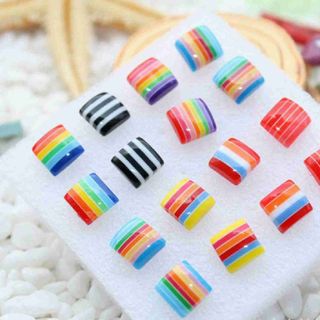 Bông tai 1 hộp y hình chụp giá sỉ 18k-20k/hộp