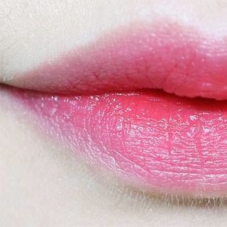 Colornique liptattoo
