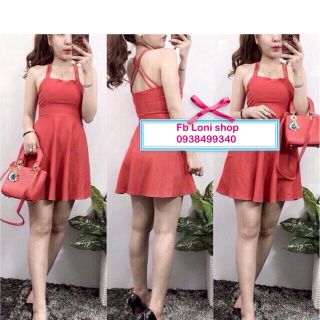 Đầm xoè dây chéo lưng y hình