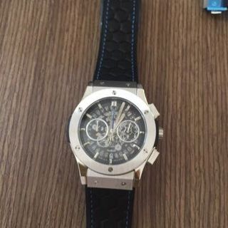 Hublot day da nam may nhat