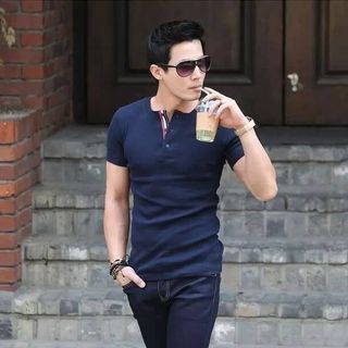 Áo thun body at6 xanh đậm taka