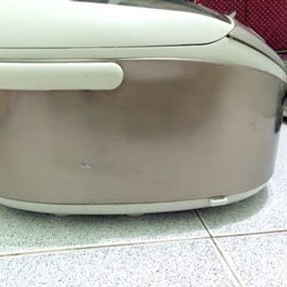Nồi cơm điện nhật
