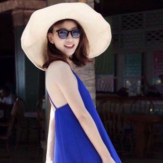 Đầm yếm xòe cách điệu