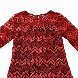 Đầm ren ziczac tay loe dressbarn