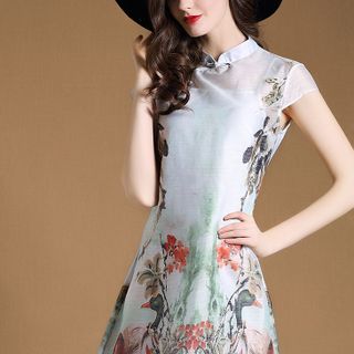 Đầm voan xẻ tà cổ tàu