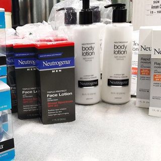 Dược mỹ phẩm neutrogena dành cho nữ - 1 bác sĩ da liễu khuyên dùng