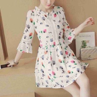 Đầm xòe tay loe