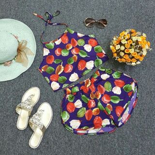 Set nhung short cổ yếm họa tiết