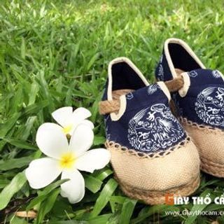 Giày thổ cẩm