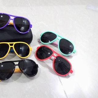 Kính trẻ em polarised