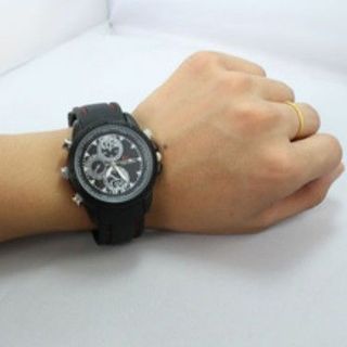 Đồng hồ thời trang camera