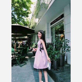 Đầm sát nách phối lưới