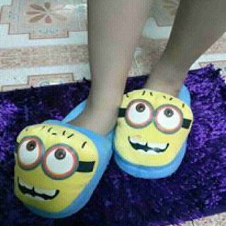 dép bông mang trong nhà 60k/đôi free size 50 đôi chỉ 2750k