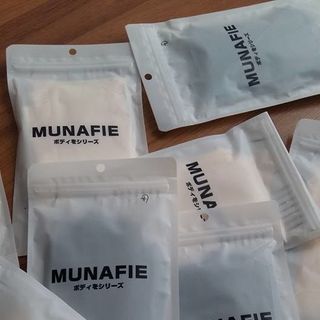 Quần gen nịt bung munafie nhật bản