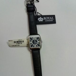 Dong ho royal nu anh quoc chay pin co ma vach check gia