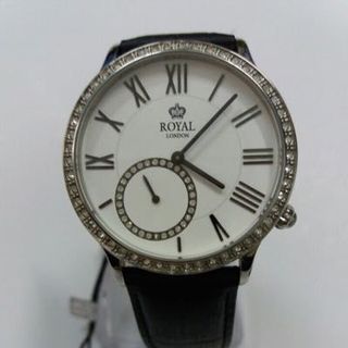 Dong ho royal nu anh quoc chay pin co may vach check gia
