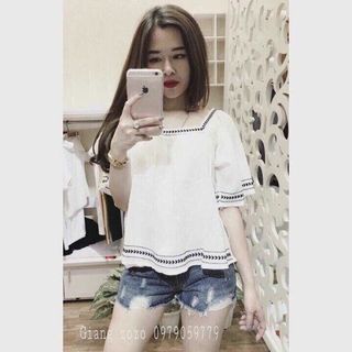 Áo họa tiết thổ cẩm