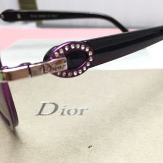 Kinh dior nu trong polarised chong uv full box