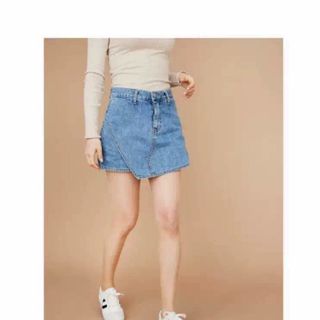 Quần short giả váy