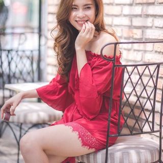 Jumpsuit bệt vai