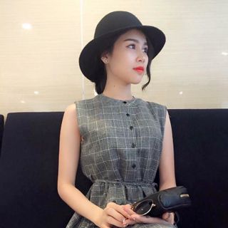Đầm xòe caro cổ trụ kèm thắt lưng - f