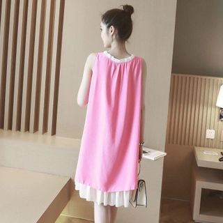 Đầm oversize form a màu hồng