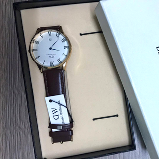 Hộp đồng hồ dw daniel wellington