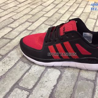 Giàydép thể thao