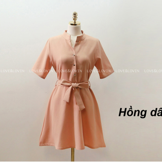 Đầm xòe cổ trụ phối nút kèm thắt lưng